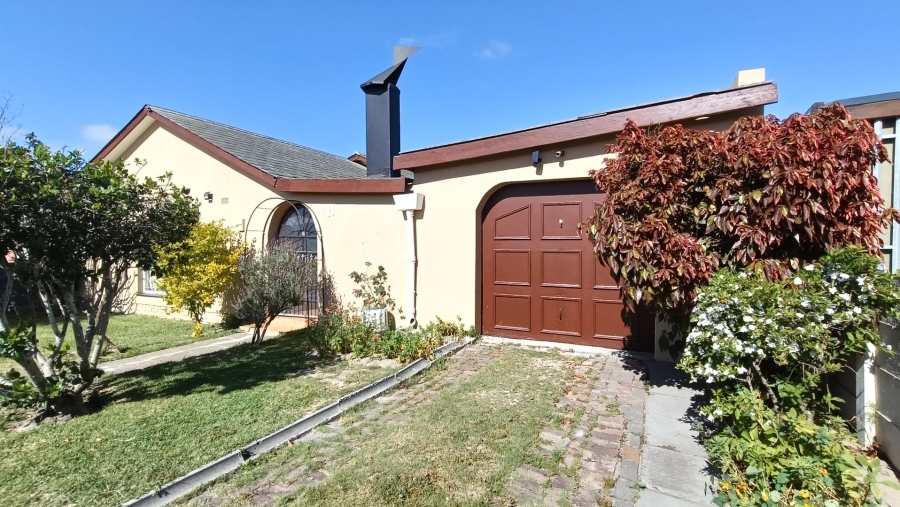 3 Bedroom Property for Sale in Rosedale Western Cape